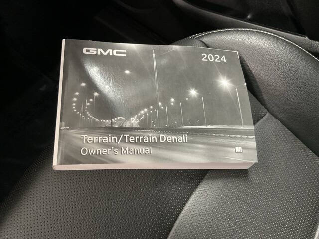 2024 GMC Terrain SLT
