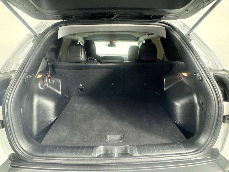 2022 Jeep Cherokee X