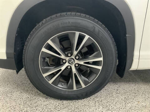 2018 Toyota Highlander LE