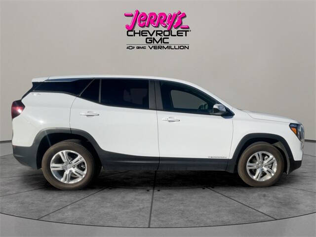 2024 GMC Terrain SLE