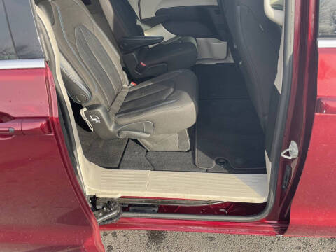 2021 Chrysler Pacifica Touring