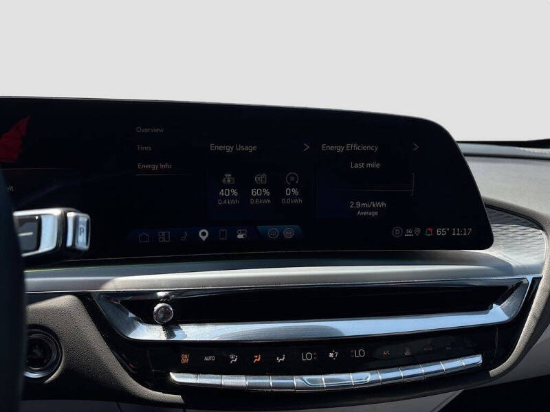 2025 Cadillac LYRIQ Sport 1