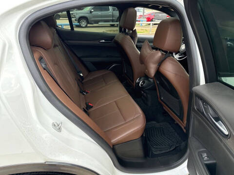 2022 Alfa Romeo Stelvio Ti