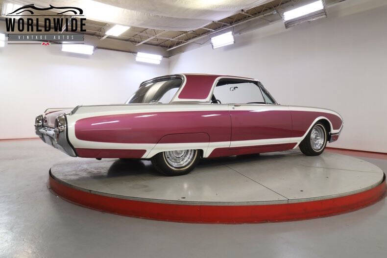 1962 Ford Thunderbird