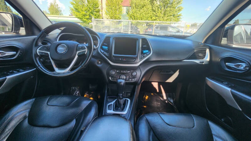 2016 Jeep Cherokee Overland