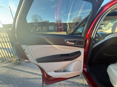 2017 Ford Edge Titanium