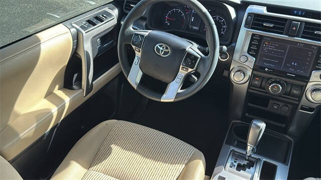 2023 Toyota 4Runner SR5