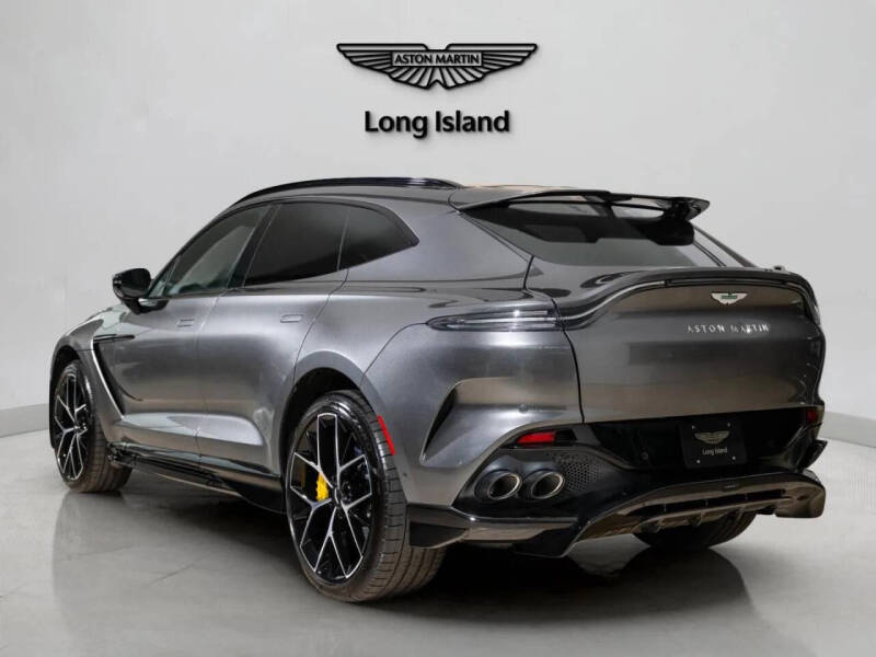 2026 Aston Martin DBX 707