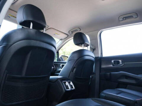 2022 Kia Sorento Hybrid S