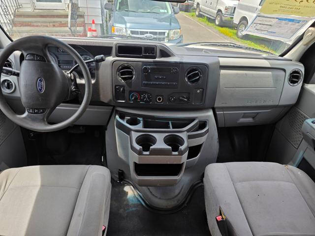 2012 Ford E-Series E-150