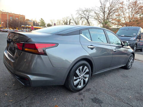 2022 Nissan Altima 2.5 S