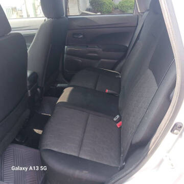 2020 Mitsubishi Outlander Sport ES