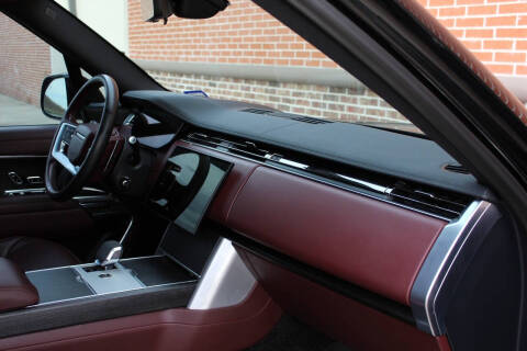 2024 Land Rover Range Rover P530 SE