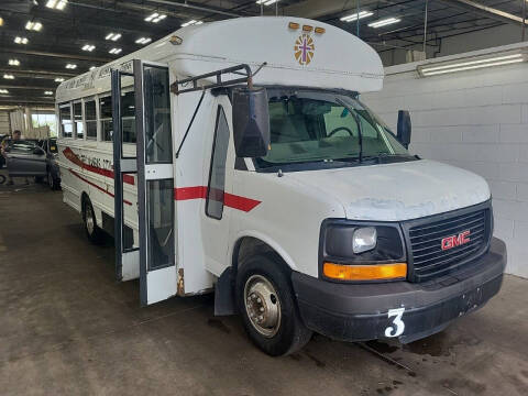 2005 GMC Savana for sale at Quick Stop Motors in Kansas City MO