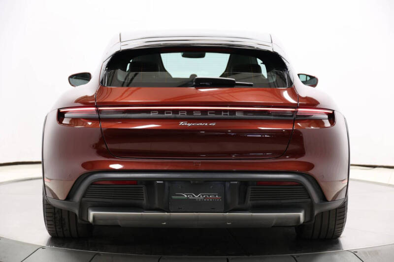 2022 Porsche Taycan 4 Cross Turismo