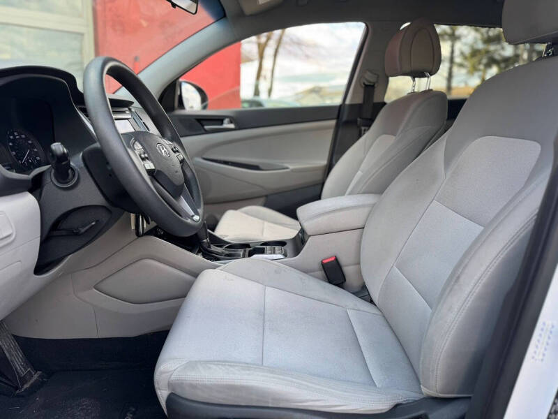 2018 Hyundai Tucson SE