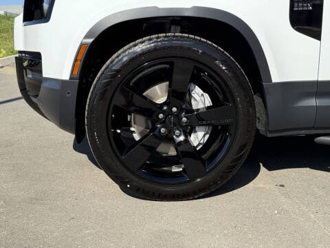 2026 Land Rover Defender 110 P300 S