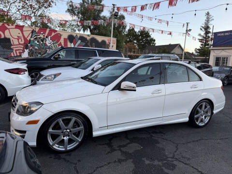 2014 Mercedes-Benz C-Class C 250 Sport