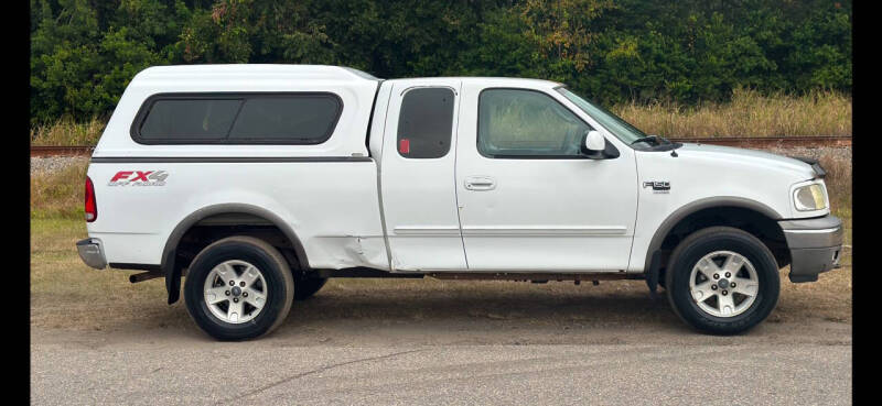 2003 Ford F-150 XLT photo 7