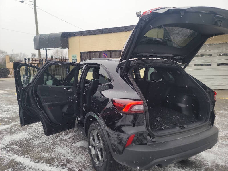 2025 Ford Escape ST-Line