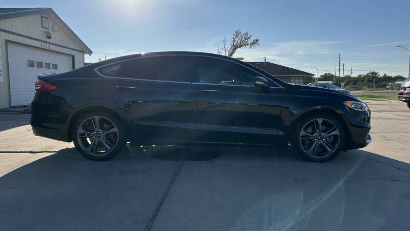 2017 Ford Fusion V6 Sport