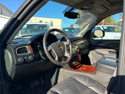 2011 Chevrolet Avalanche LTZ