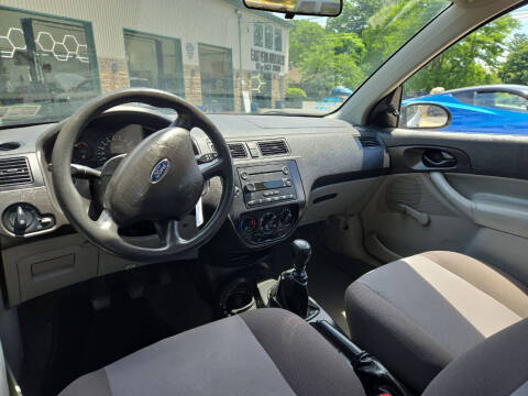 2006 Ford Focus ZX4 S