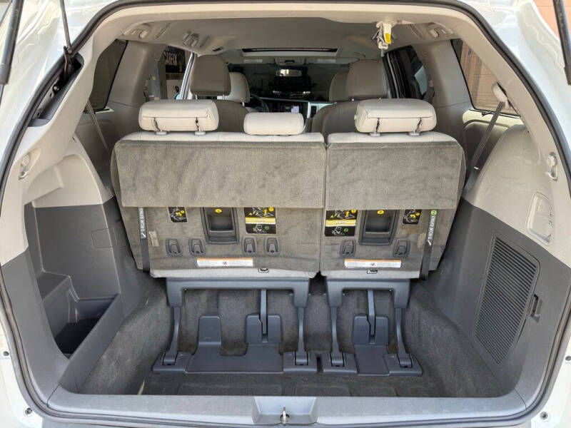 2017 Toyota Sienna