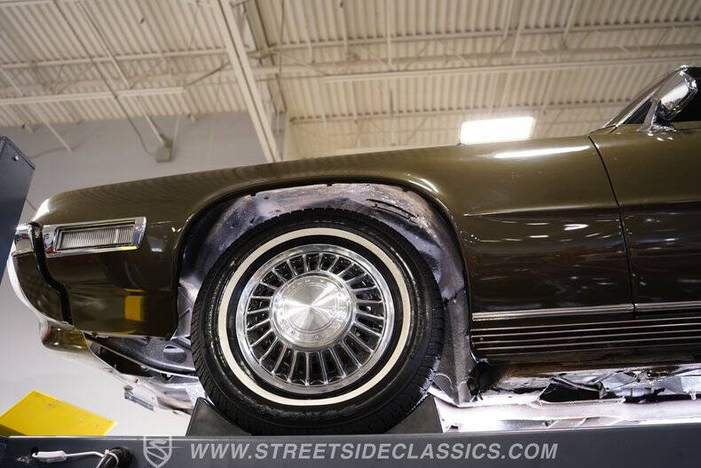 1969 Ford Thunderbird