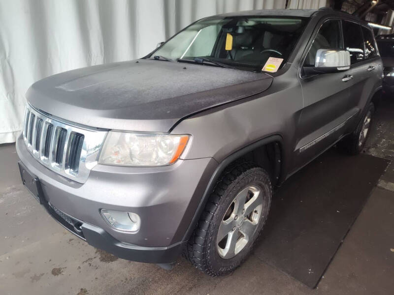 2012 Jeep Grand Cherokee's photo
