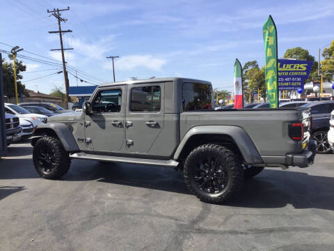 2023 Jeep Gladiator Overland