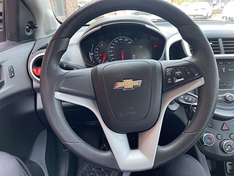 2019 Chevrolet Sonic LS Auto