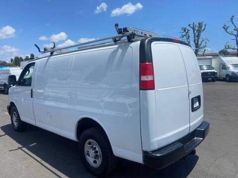 2017 Chevrolet Express 2500