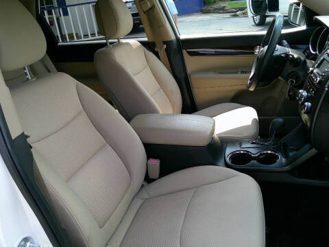 2011 Kia Sorento LX