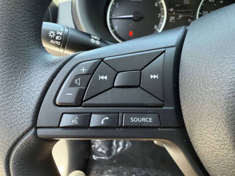 2025 Nissan Kicks Play S