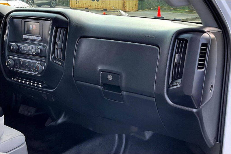 2022 Chevrolet Silverado 5500HD