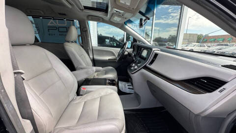 2017 Toyota Sienna