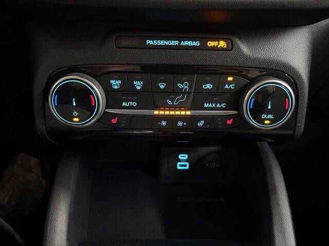 2022 Ford Escape SE