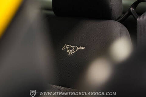 2004 Ford Mustang GT Deluxe