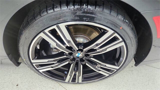 2024 BMW 7 Series 740i