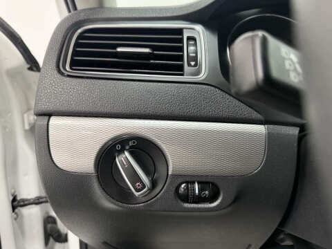 2016 Volkswagen Jetta