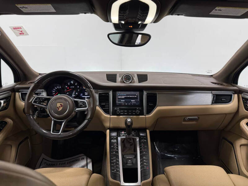 2017 Porsche Macan GTS