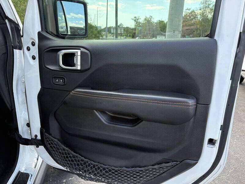 2022 Jeep Gladiator Mojave