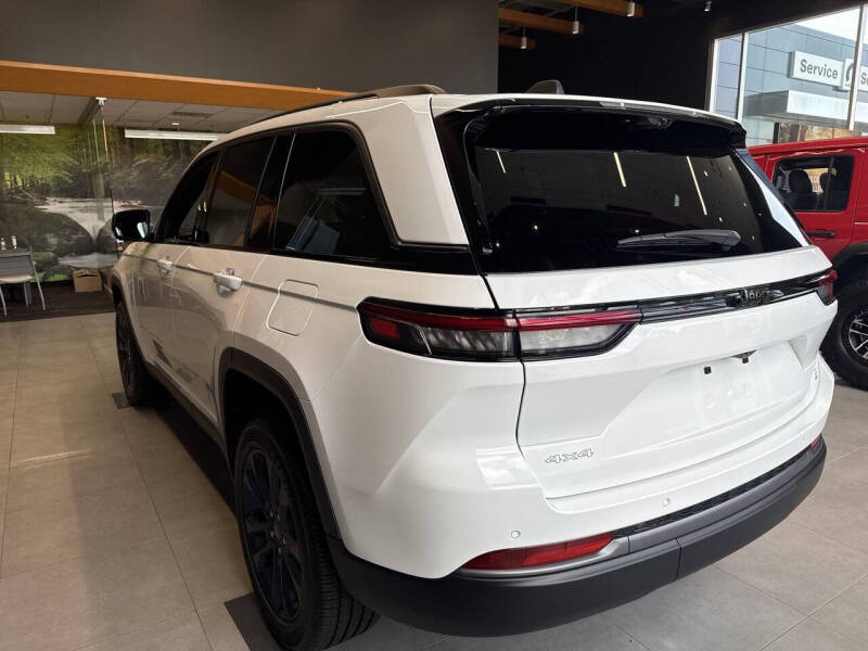 2026 Jeep Grand Cherokee