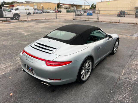 2014 Porsche 911 Carrera 4