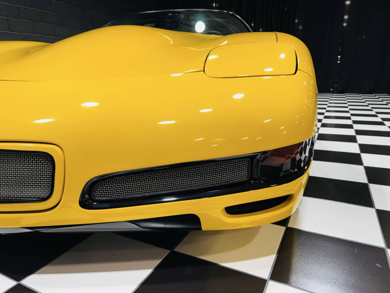 2001 Chevrolet Corvette 40