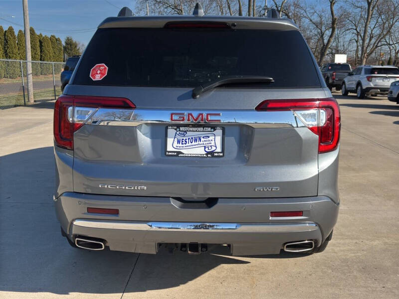 2022 GMC Acadia Denali