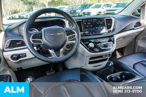2024 Chrysler Pacifica Touring L