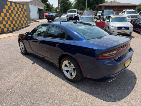 2015 Dodge Charger SXT