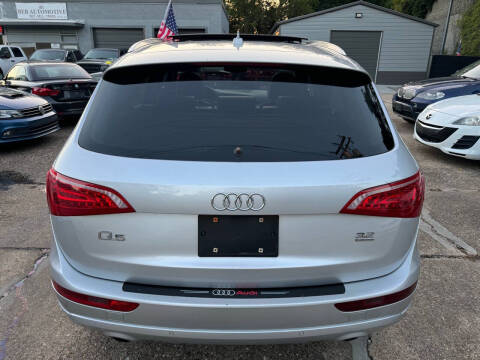 2010 Audi Q5 3.2 quattro Premium Plus